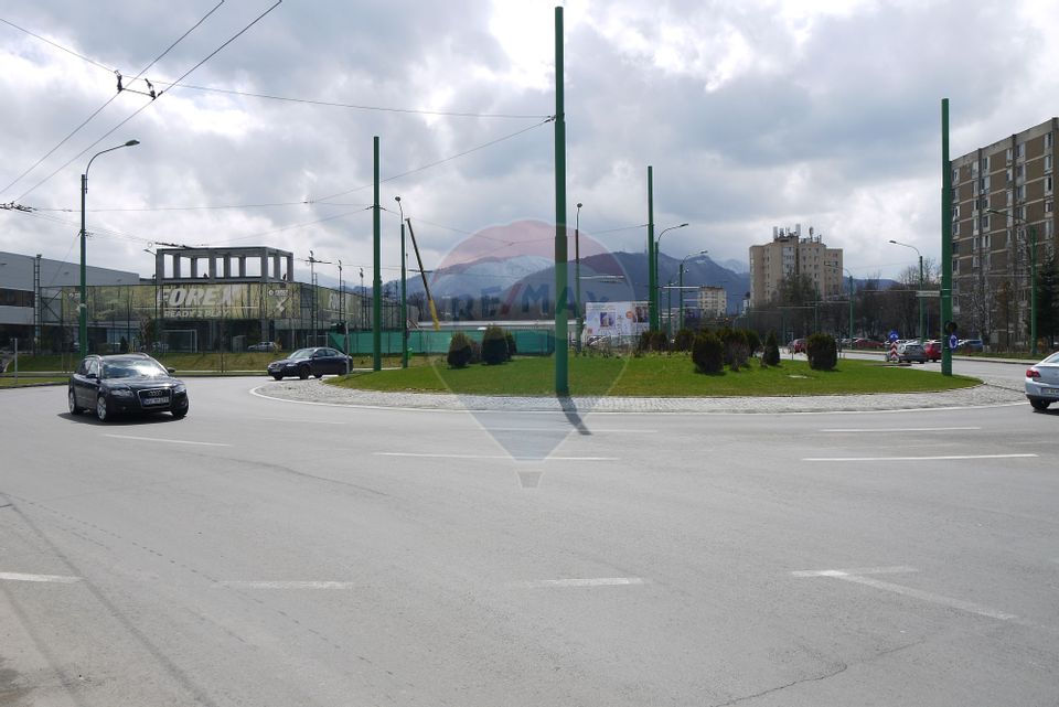 Teren cu proiect autorizat constructie, apart-hotel,  Brasov