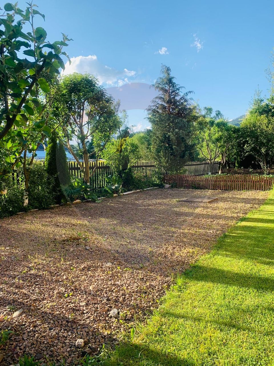 Casă / Vilă cu 9 camere de vânzare în zona Central