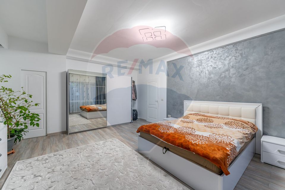 Apartament la casa cu 2 camere de vanzare in Fortuna