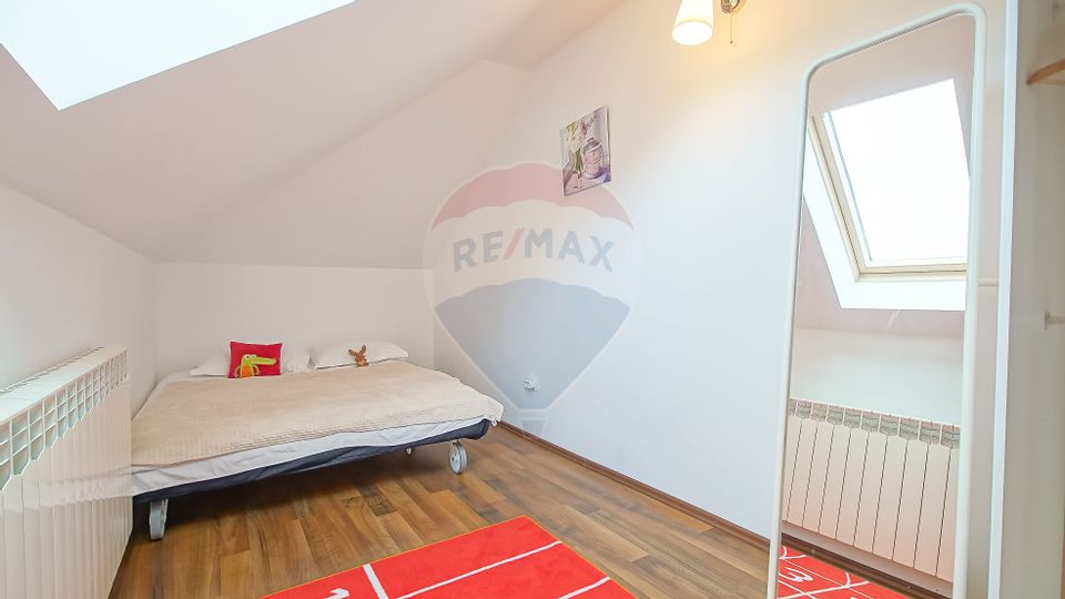 Apartament Premium cu Terasă Panoramică către Munții Bucegi!