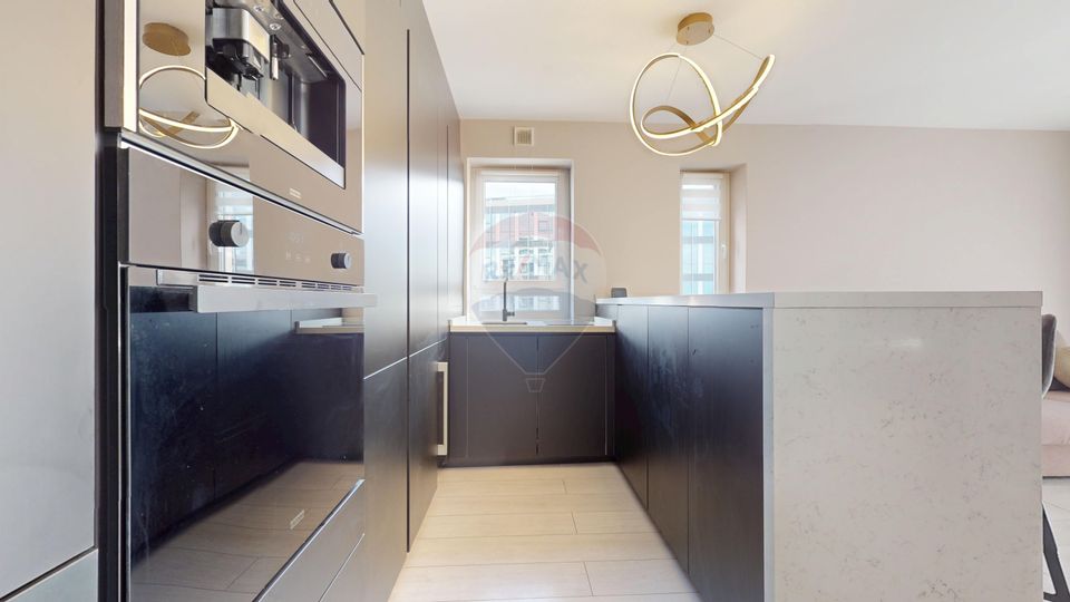 2 room Apartment for rent, Tractorul area