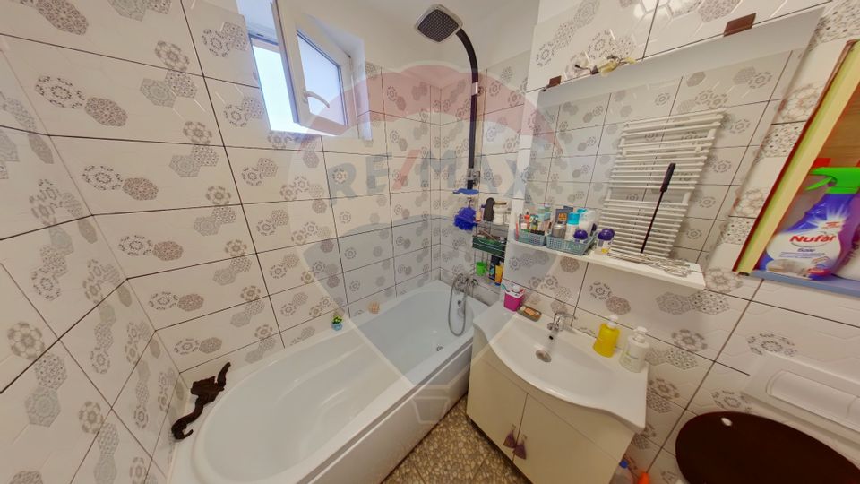 Apartament cu 2 camere de vânzare, Bld. Independenței