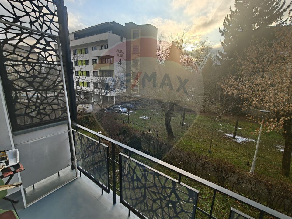 Apartament cu 3 camere de inchiriat Victor Babeș etaj 1