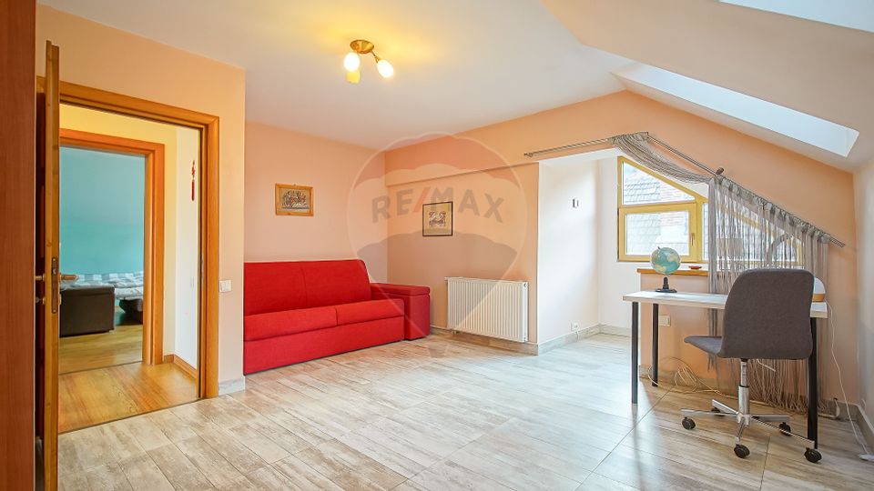 Casă  de inchiriat, Schei