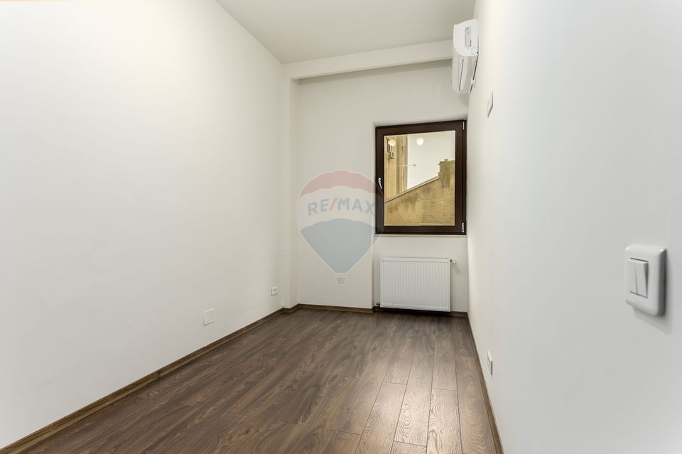 6 room Apartment for sale, Dacia area