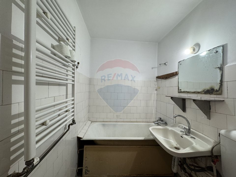 Apartament 2 camere de vanzare - Podul Giurgiului