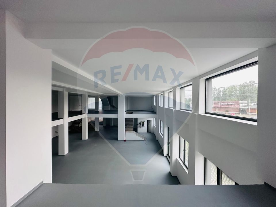 DE INCHIRIAT Spațiu comercial/showroom | 975 mp | Otopeni