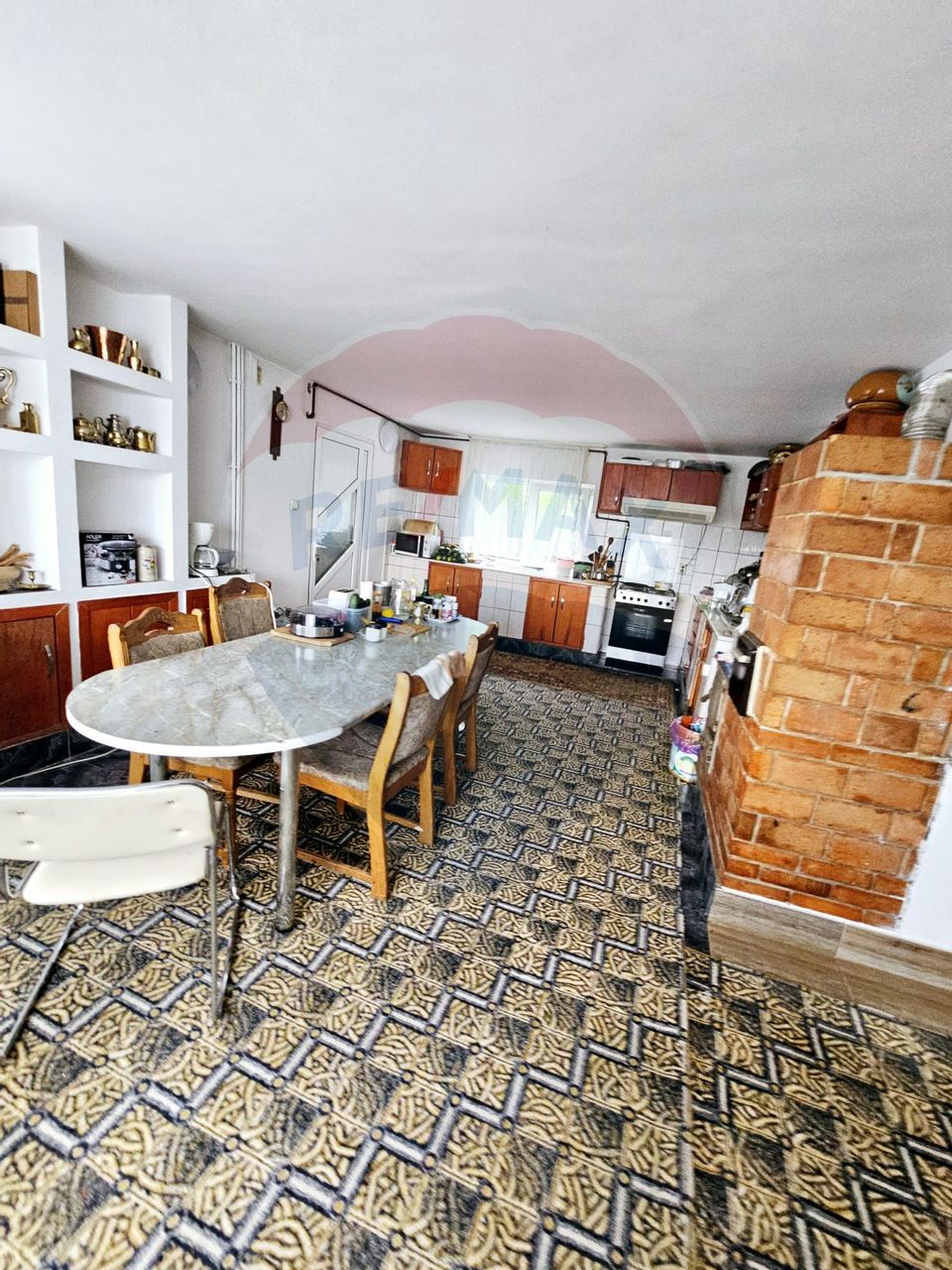 Casă / Vilă cu 5 camere de vânzare