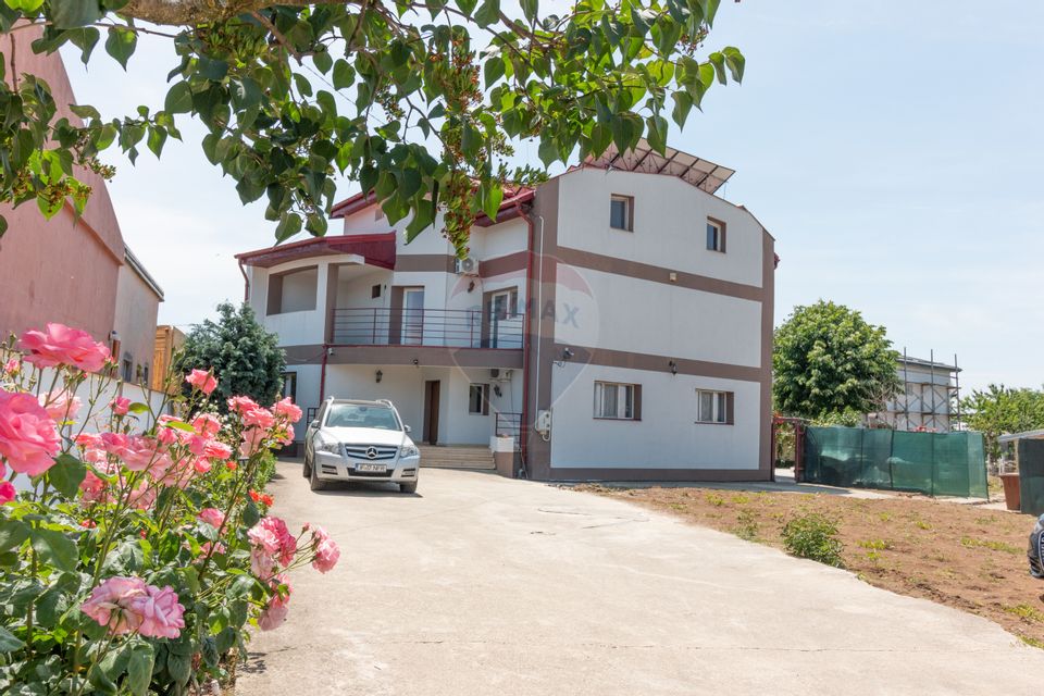 House - Individual villa 6 rooms, land 1500sqm, Chiajna - Militari
