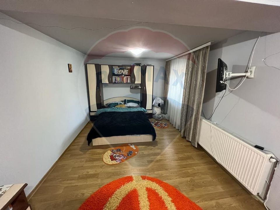 4 room House / Villa for sale