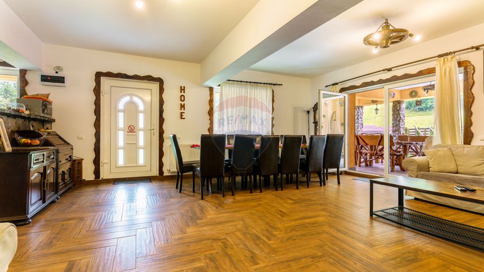 10 room House / Villa for sale