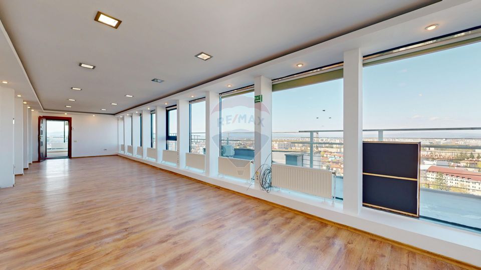 BIROU cu priveliște panoramică – Centru Civic