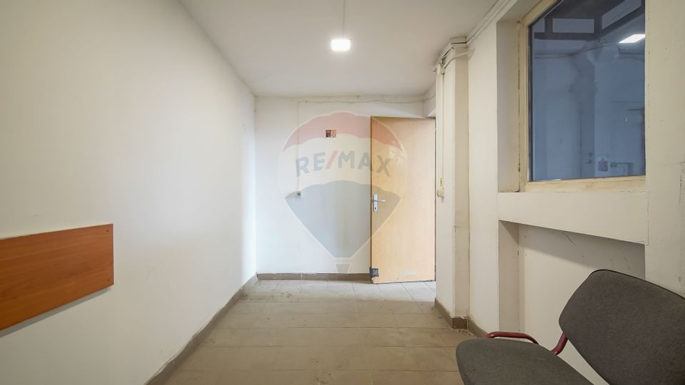 250sq.m Industrial Space for rent, Bartolomeu area