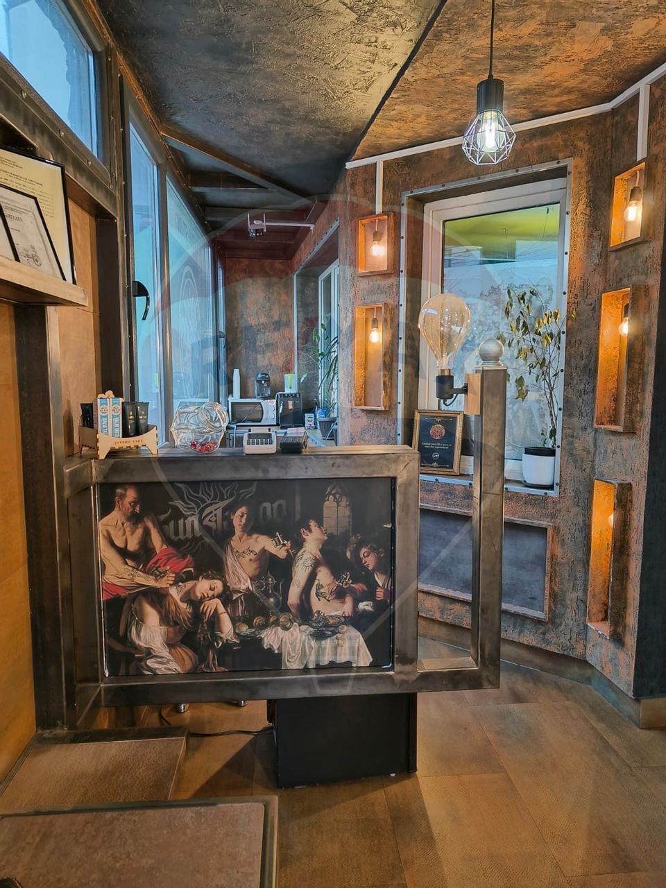 165sq.m Commercial Space for rent, Plopilor area