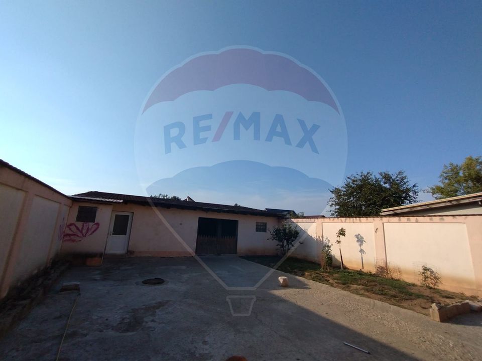 6 room House / Villa for sale, Periferie area