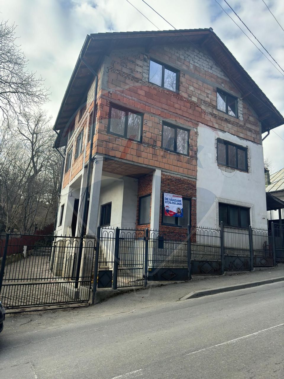 Vilă de vânzare în zona Central Câmpulung-Muscel