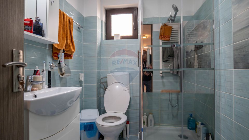 4 room House / Villa for sale, Exterior Est area