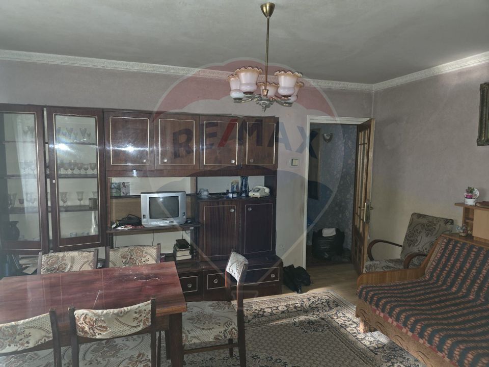 Apartament 2 camere de vânzare,Str.Panselelor- ideal pentru investiție