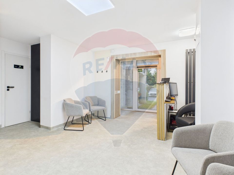 72sq.m Commercial Space for sale, Centrul Civic area