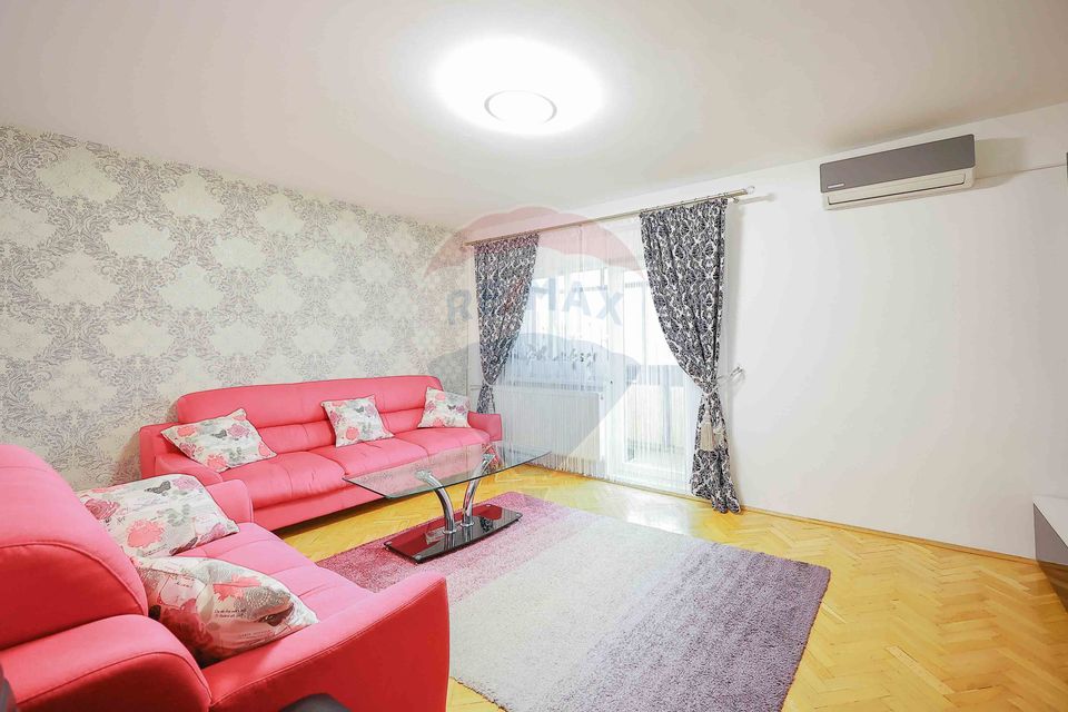 3 room Apartment for sale, Decebal area