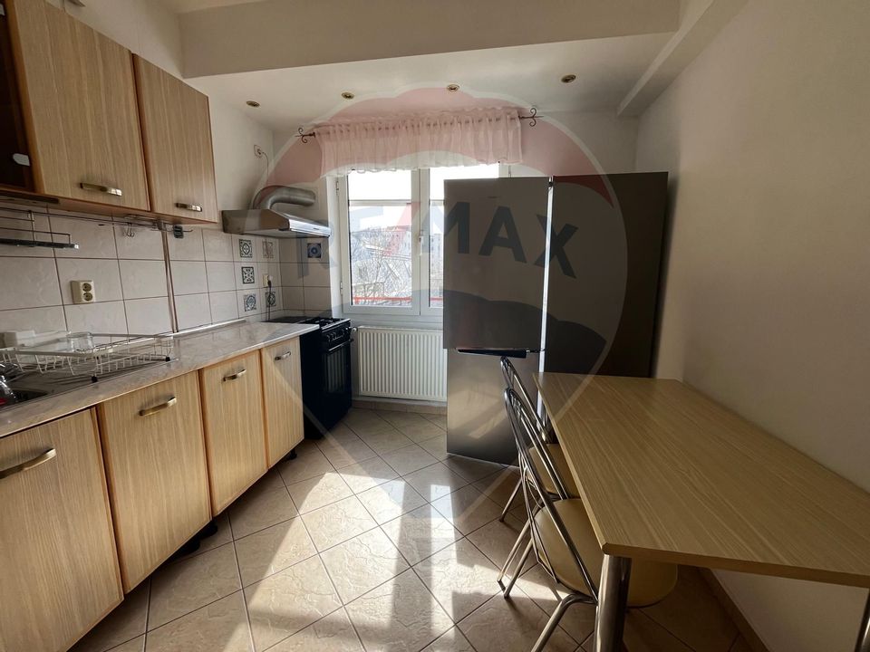 Apartament 2 camere de închiriat în Piața Amzei