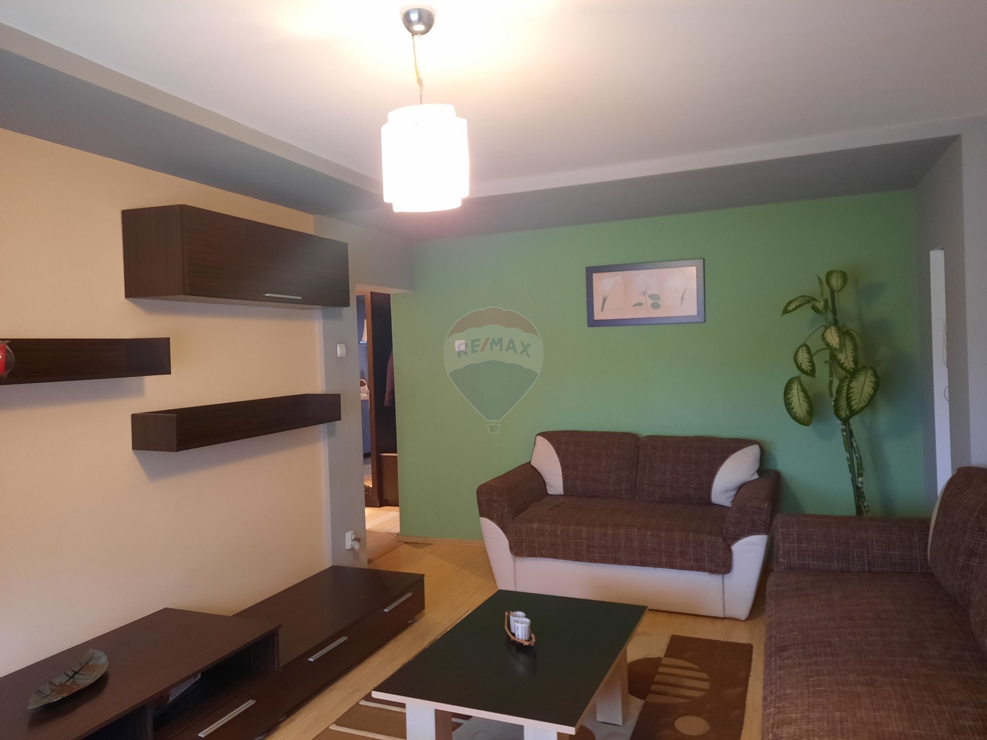 Apartament 3 camere inchiriere in bloc de apartamente Timis, Lugoj