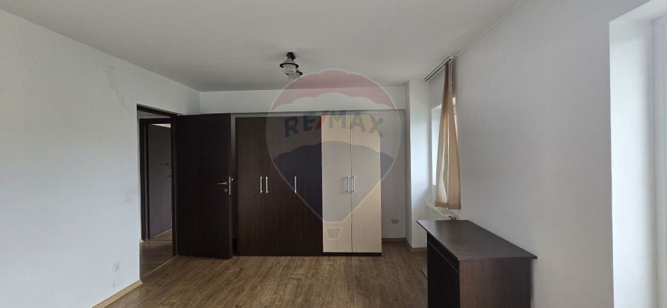 Apartament cu 3 camere de vânzare, de 122mp, zona Iris,