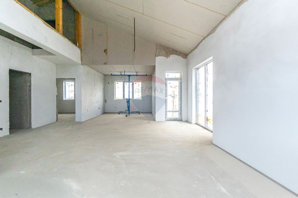 COMISION 0% | CASA 5 CAMERE| DE VANZARE|800MP TEREN| TOATE UTILITATILE