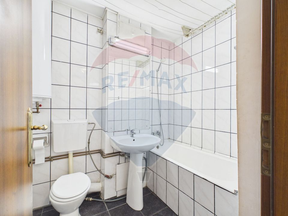 De vanzare | Apartament 4 camere pe Stefan cel Mare, Bucuresti