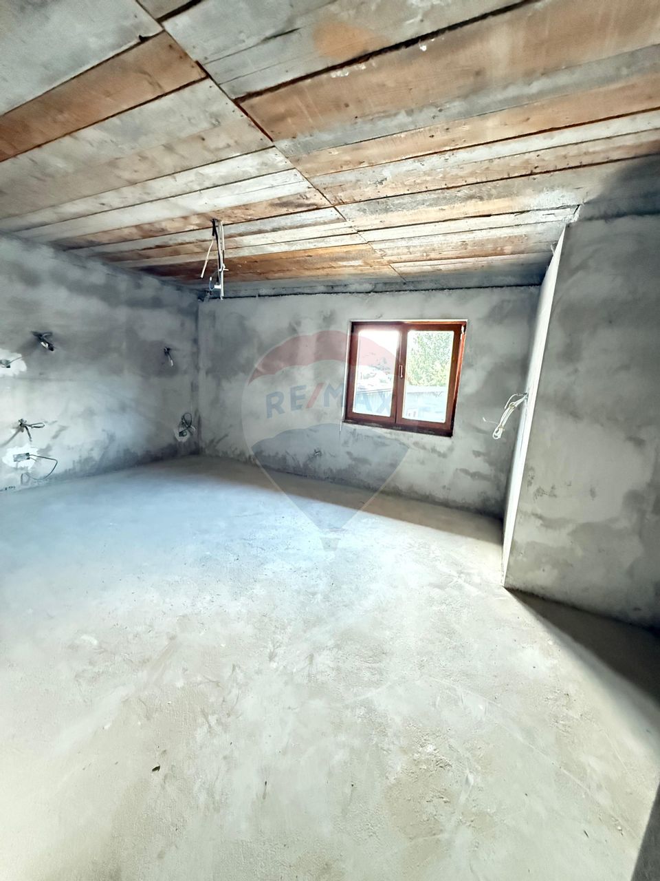 Casă / Vilă cu 5 camere de vânzare în zona Central Gura Humorului