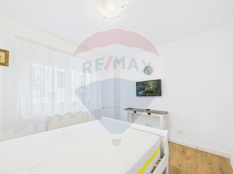 3 room apartment - ultracentral, Romana Square