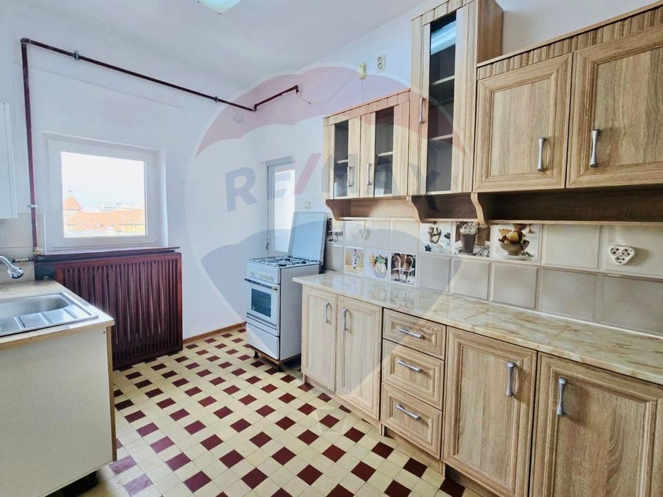 De vanzare apartament unic in Zona Romana