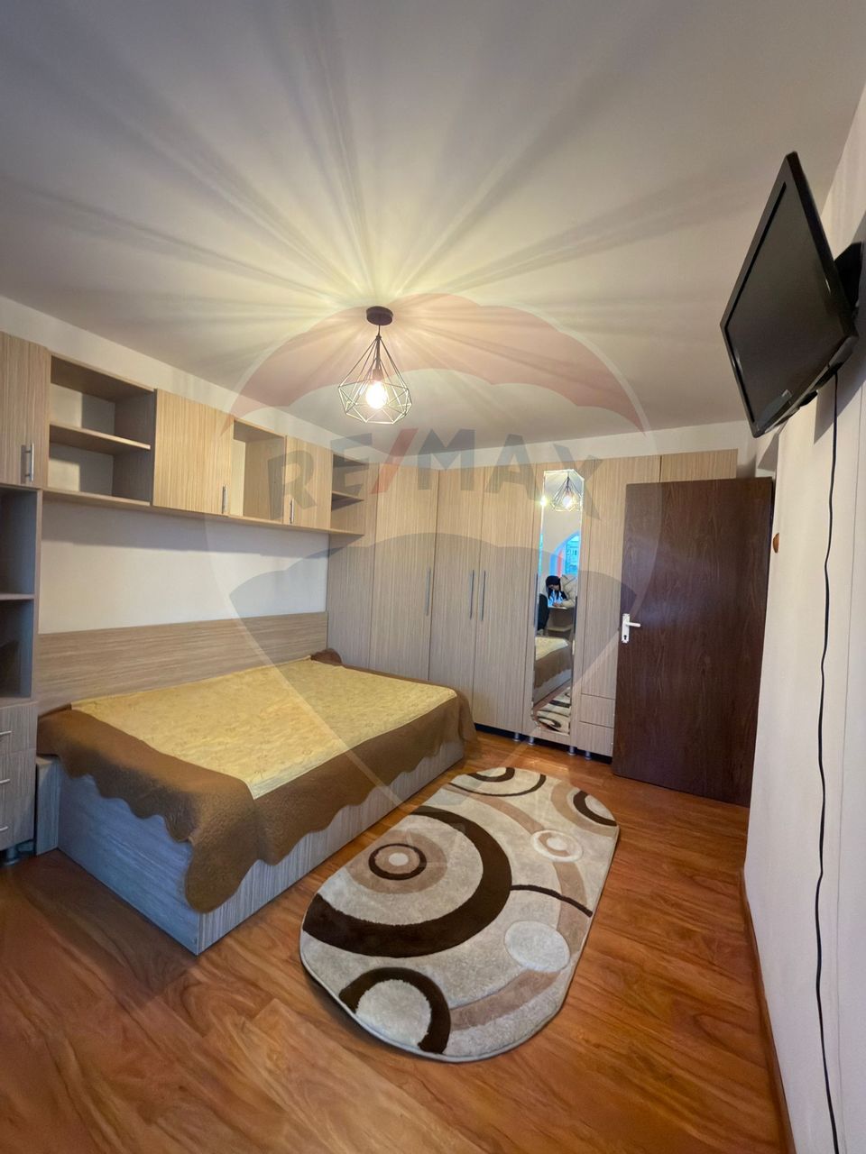 Garsoniera de inchiriat