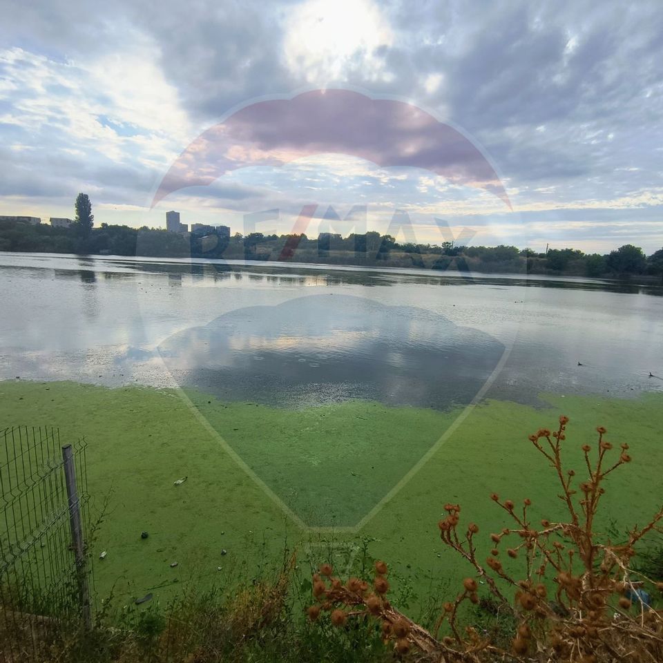 Teren cu deschidere lacul Colentina zona Doamna Ghica Fundeni