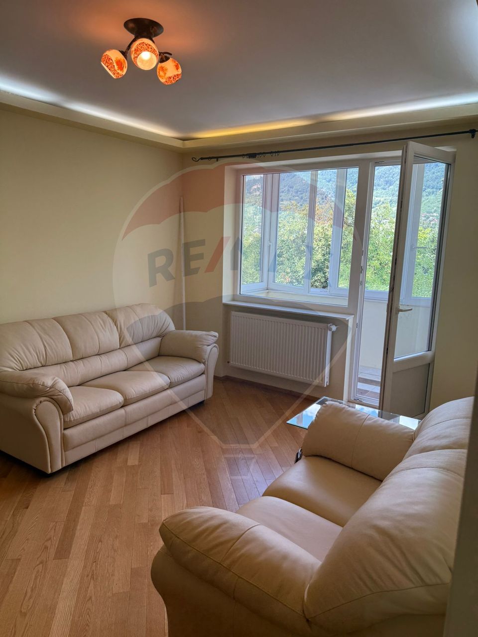 DE INCHIRIAT APARTAMENT LUX  zona Vivo Mall