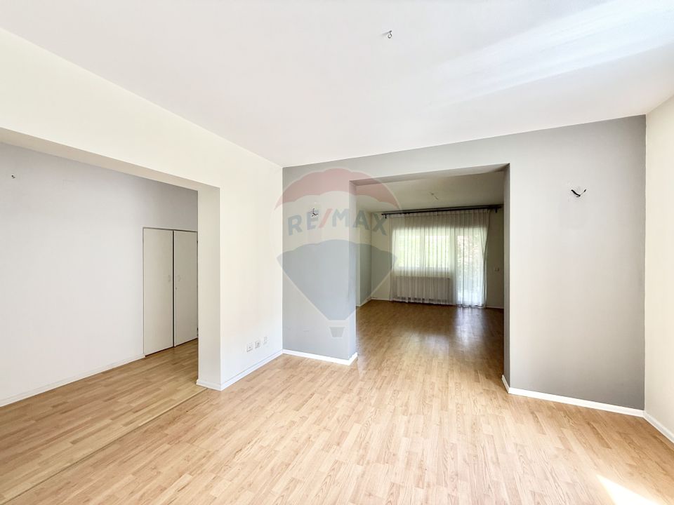 De vanzare | Casa 3 dormitoare nemobilata | Azur