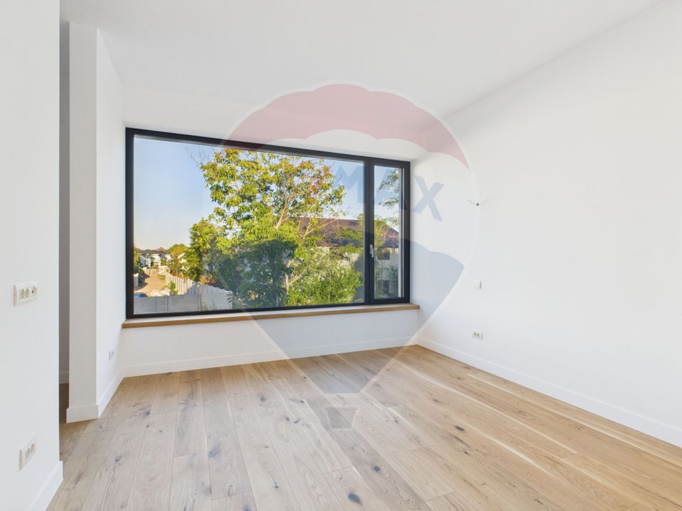 Vila moderna cu finisaje premium in Amber Forest – zona de Nord