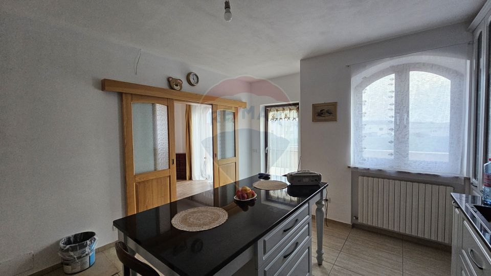 Casă / Vilă de lux, Scheia, Suceava