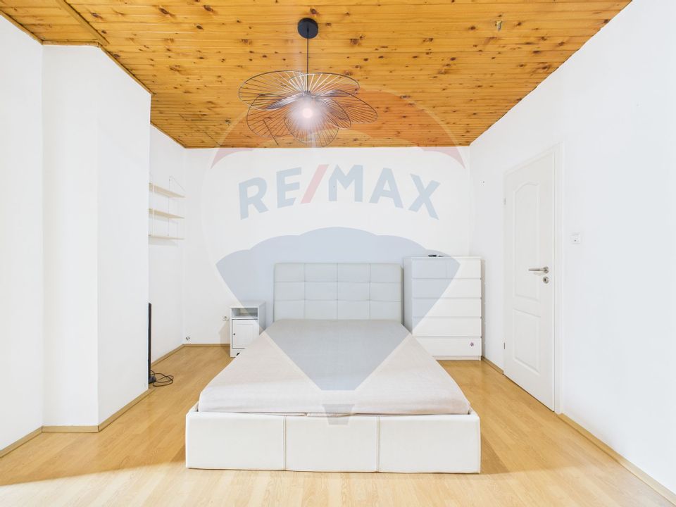 Casă / Vilă cocheta cu 3 camere - de vanzare - zona Basarab