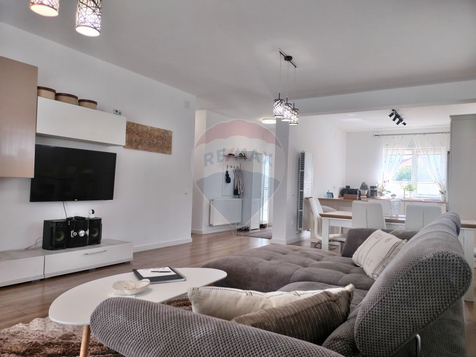 Casă cu 4 camere pe un singur nivel -Targu Mures (Sancraiu de Mures)