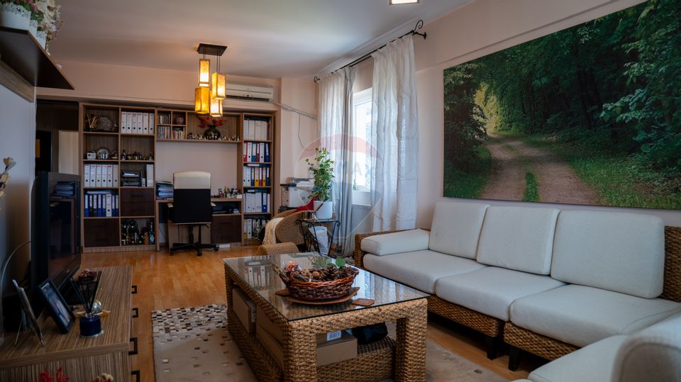 Super oferta - Vanzare apartament 2 camere decomandat Voluntari