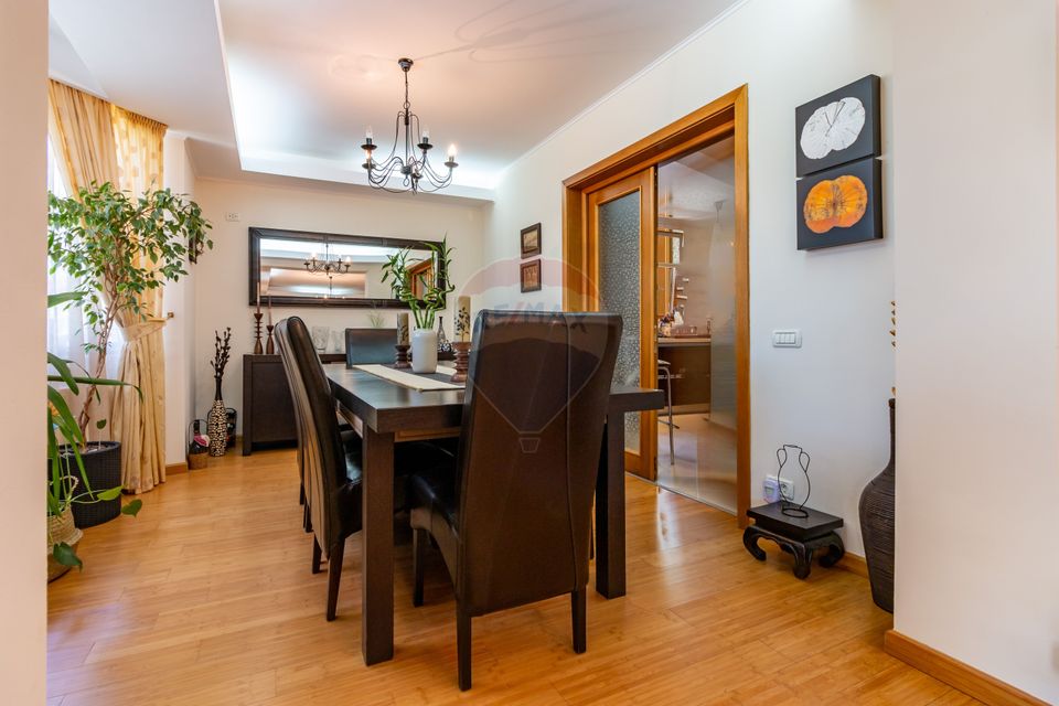 House / Villa for sale in Corbeanca, Blue Lagoon, near the lake