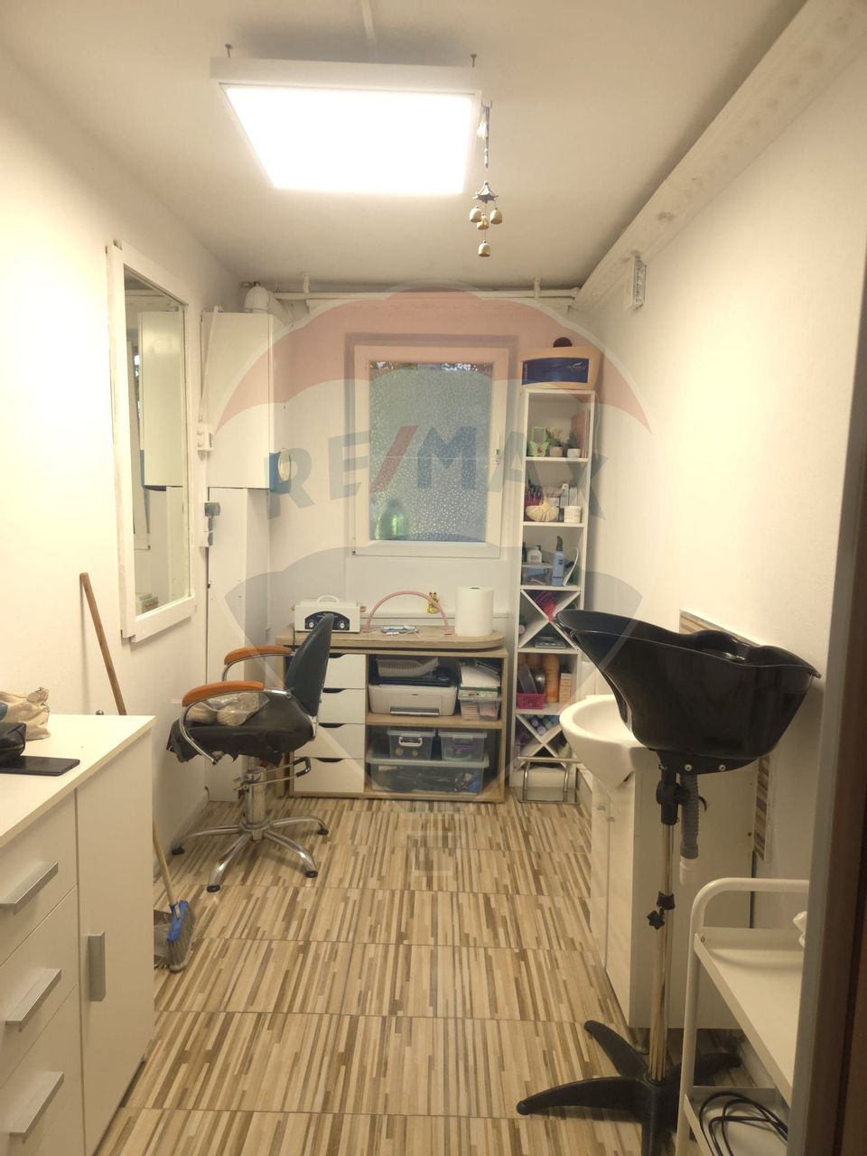 Apartament 3 camere parter cu balcon