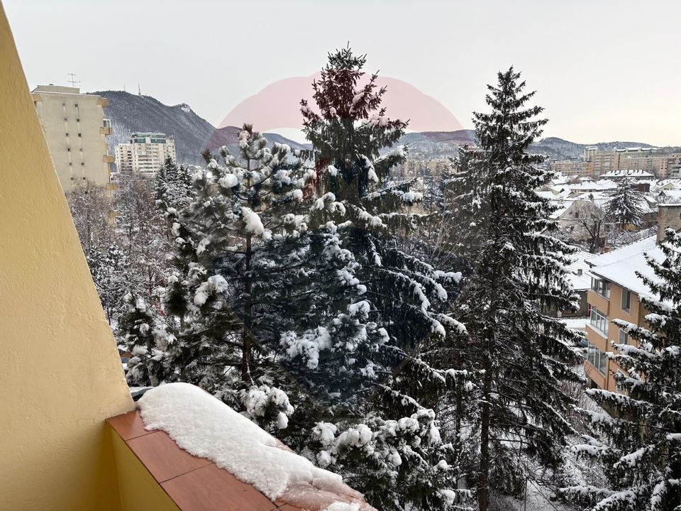 4 room Apartment for sale, Centrul Civic area