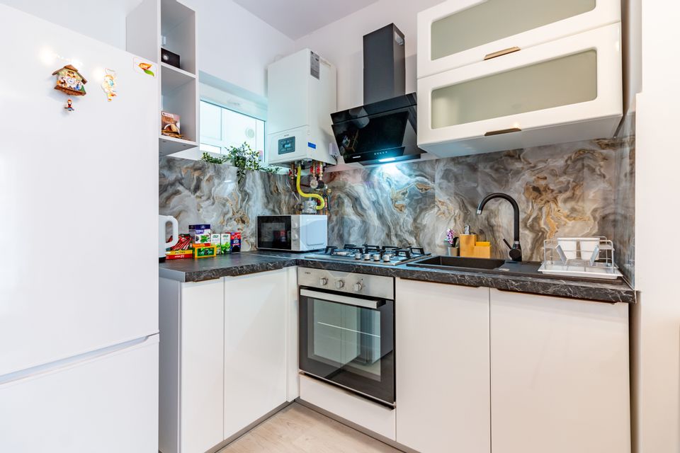 M6 Jiului | 2 camere | Superb Mobilat & Utilat | Etaj Intermediar