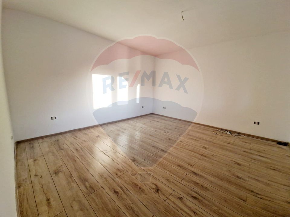 5 room House / Villa for rent, George Enescu area