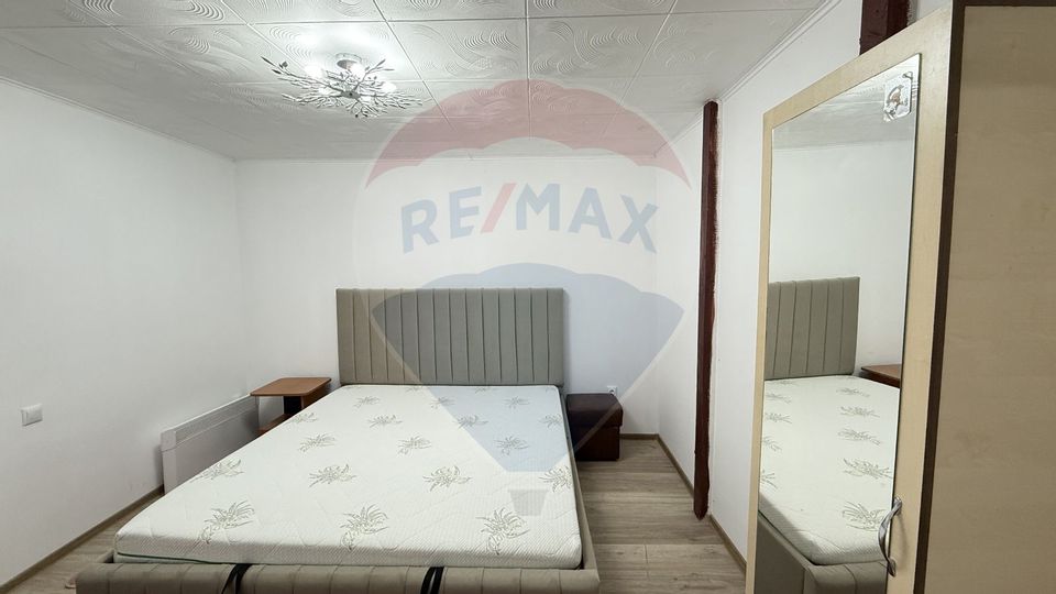 Casă / Vilă cu 3 camere de închiriat în zona Giurgiului