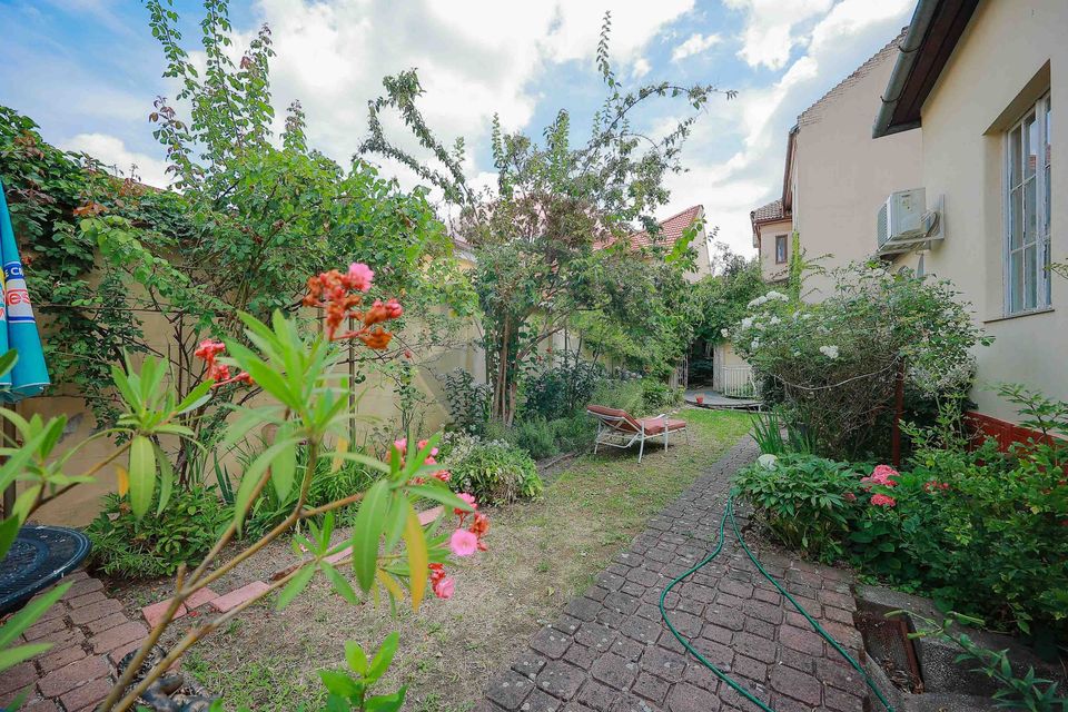 Casă cu 4 camere de închiriat în zona Ultracentrală