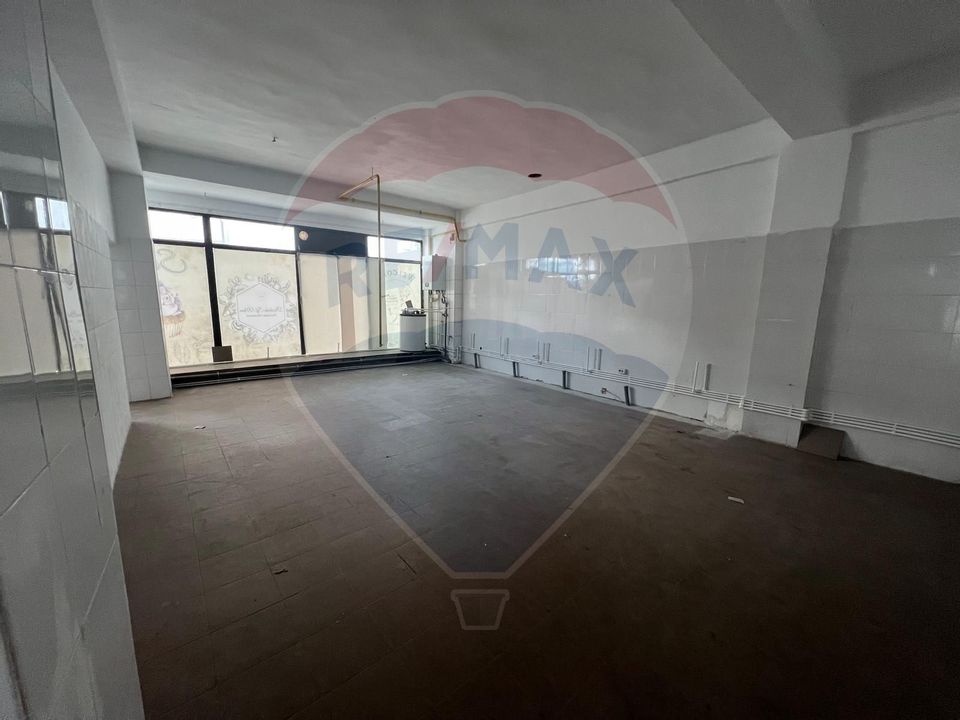 200sq.m Commercial Space for rent, Brailei area