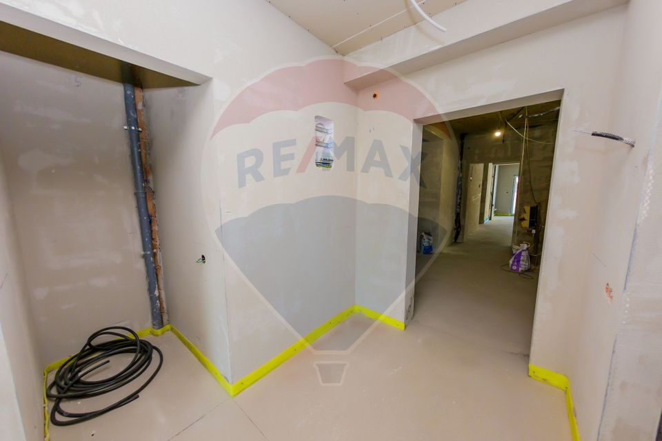 APARTAMENTE NOI DE VANZARE